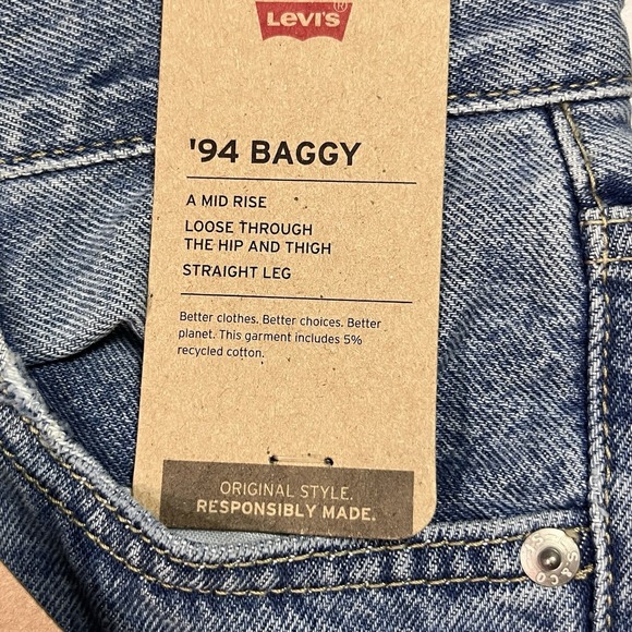 Levi's Women '94 Baggy Destructed Wide Leg Mid Rise Zip Fly Jeans 25x31 Blue NWT - Picture 4 of 12
